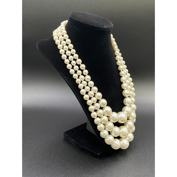 Multistrand Necklace Faux Pearl Made in Japan - Free Shipping - Picture 3 of 6